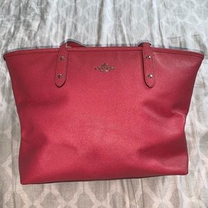 pink coach purse